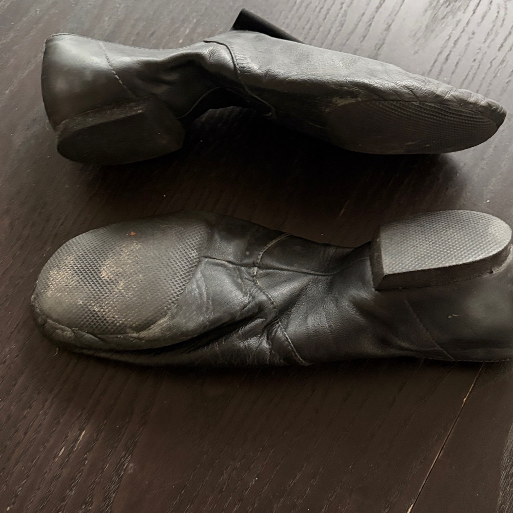 BLOCH dance split toe  dance Shoes - Picture 2 of 3